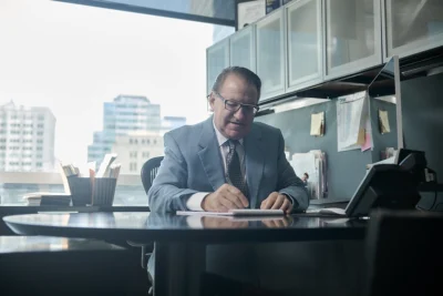 Lloyd Miller Law - personal injury law firm in Chicago, Illinois