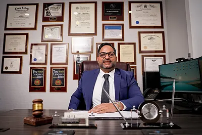Law Office of Seni Popat, P.C. - personal injury law firm in North Babylon, New York