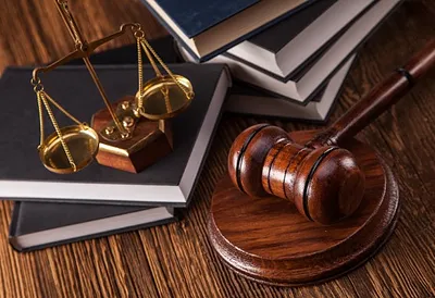 Maison Law
